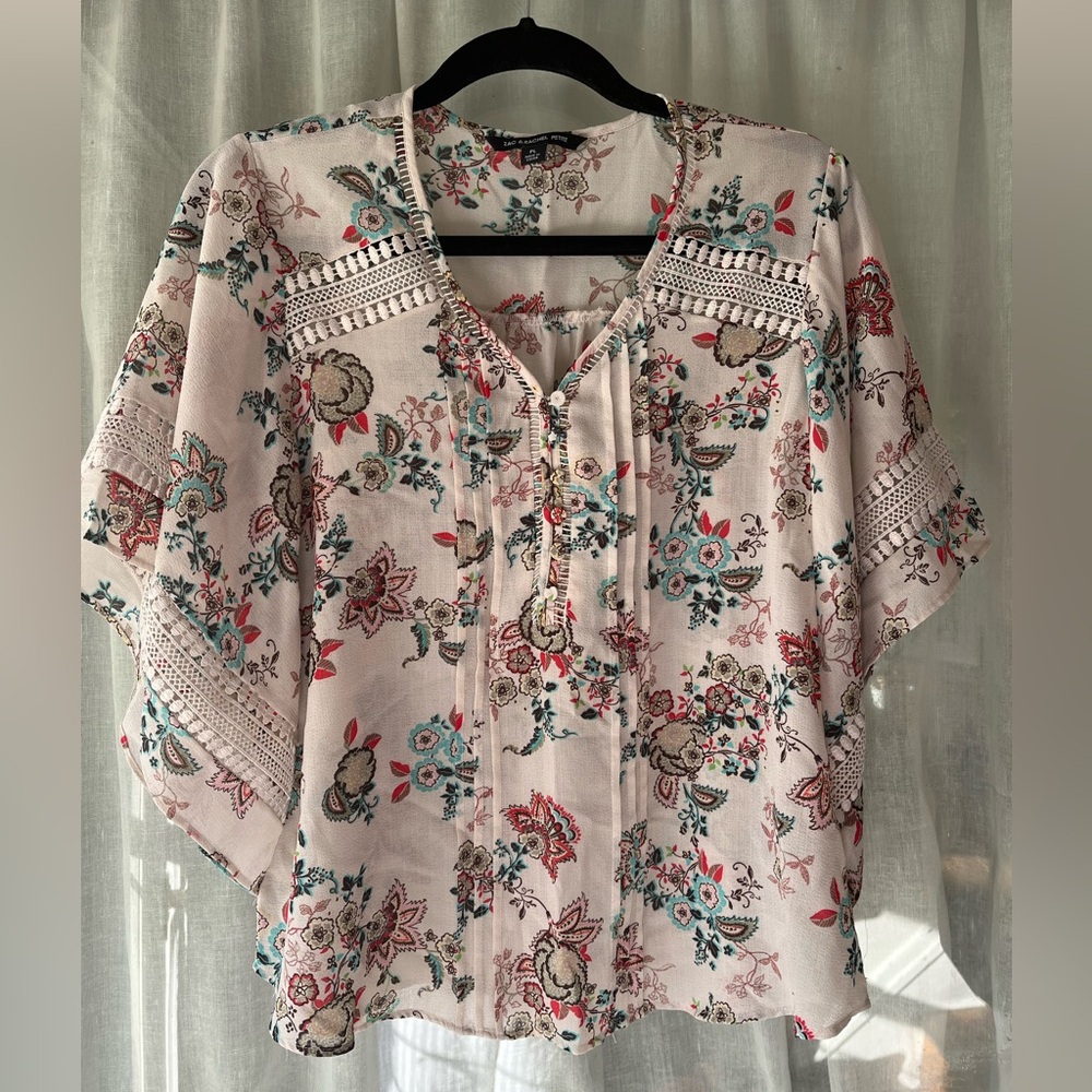 Zac & Rachel Sz L Petite Boho Floral Crochet-Trim Dolman Sleeve Blouse Top